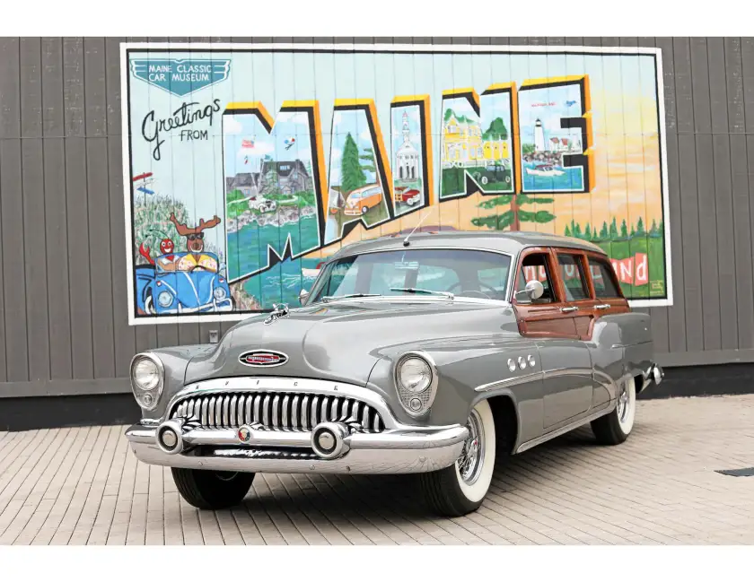 a car parked in front of a building