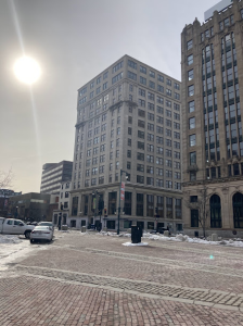 a large building